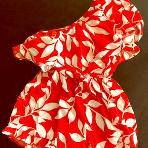 Amazing red one sleeve romper